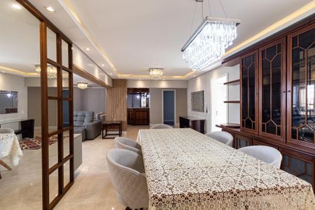 Apartamento para alugar com 220m², 4 quartos e 2 vagasSala de Jantar