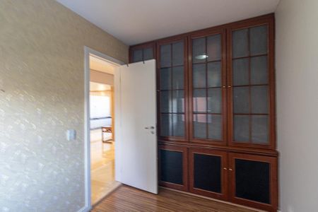 Apartamento para alugar com 220m², 4 quartos e 2 vagasEscritório