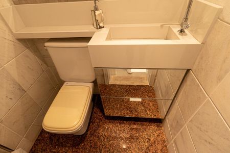 Apartamento para alugar com 220m², 4 quartos e 2 vagasLavabo