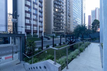 Apartamento para alugar com 220m², 4 quartos e 2 vagasÁrea externa