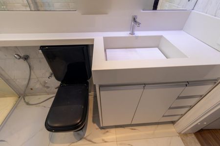 Apartamento para alugar com 220m², 4 quartos e 2 vagasBanheiro Social