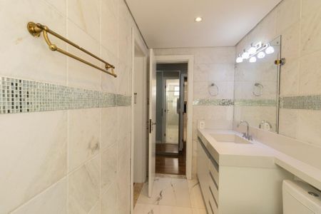 Apartamento para alugar com 220m², 4 quartos e 2 vagasBanheiro da Suíte 2