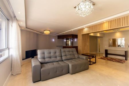 Sala de TV de apartamento para alugar com 4 quartos, 220m² em Água Verde, Curitiba