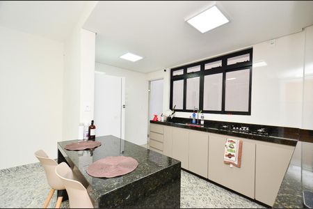 Apartamento à venda com 87m², 2 quartos e 1 vaga Apartamento à venda com 87m², 2 quartos e 1 vagaCozinha