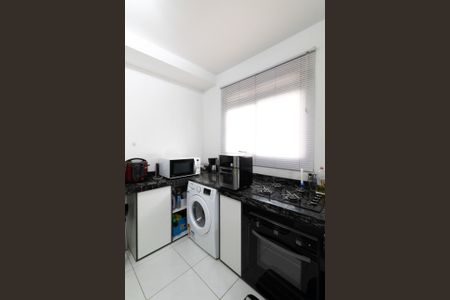 Apartamento à venda com 39m², 2 quartos e 1 vaga Apartamento à venda com 39m², 2 quartos e 1 vagaCozinha e Área de Serviço