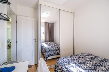 Apartamento à venda com 123m², 3 quartos e 2 vagas Apartamento à venda com 123m², 3 quartos e 2 vagasQuarto 2