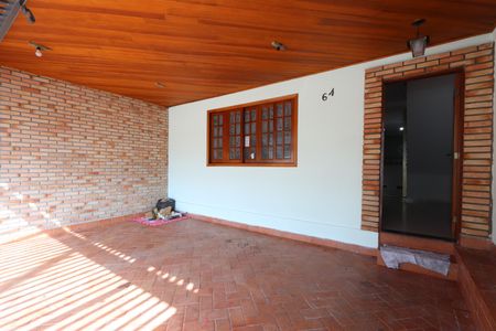 Casa à venda com 180m², 3 quartos e 2 vagasGaragem