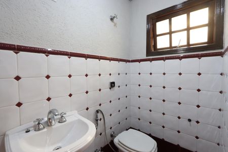 Casa à venda com 180m², 3 quartos e 2 vagasLavabo