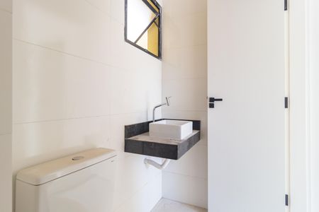 Apartamento à venda com 44m², 2 quartos e sem vaga Apartamento à venda com 44m², 2 quartos e sem vagaBanheiro