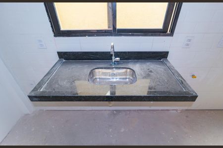 Apartamento à venda com 48m², 2 quartos e sem vaga Apartamento à venda com 48m², 2 quartos e sem vagaCozinha