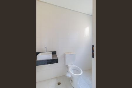 Apartamento à venda com 48m², 2 quartos e sem vaga Apartamento à venda com 48m², 2 quartos e sem vagaBanheiro da Suíte 2