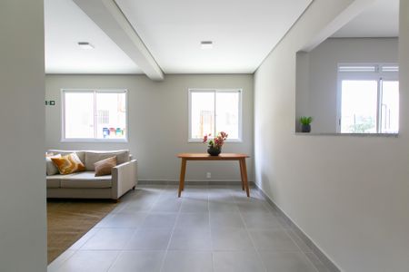 Apartamento para alugar com 32m², 2 quartos e sem vagaÁrea comum - Salão de Festas