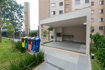 Apartamento para alugar com 32m², 2 quartos e sem vagaÁrea comum - Churrasqueira