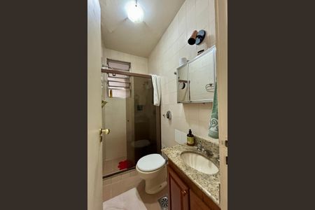 Apartamento à venda com 87m², 3 quartos e 1 vaga Apartamento à venda com 87m², 3 quartos e 1 vagaBanheiro social