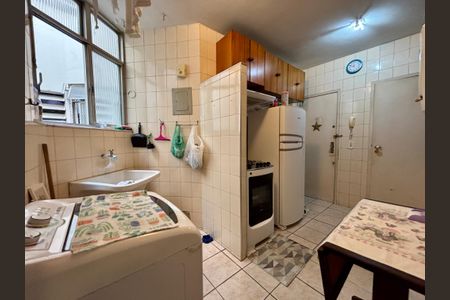 Apartamento à venda com 87m², 3 quartos e 1 vaga Apartamento à venda com 87m², 3 quartos e 1 vagaCozinha e Área de serviço