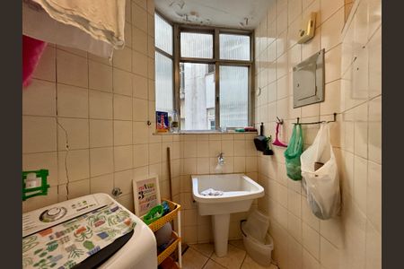 Apartamento à venda com 87m², 3 quartos e 1 vaga Apartamento à venda com 87m², 3 quartos e 1 vagaCozinha e Área de serviço