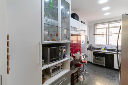 Apartamento à venda com 105m², 3 quartos e 2 vagasCozinha