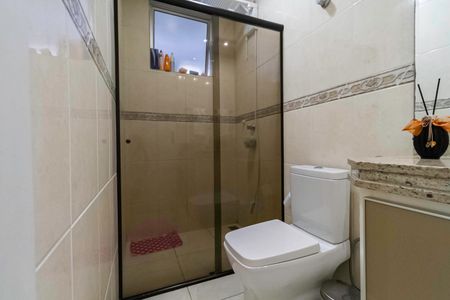 Apartamento à venda com 105m², 3 quartos e 2 vagasBanheiro social 