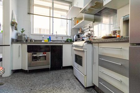 Apartamento à venda com 105m², 3 quartos e 2 vagasCozinha