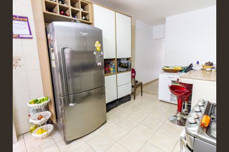 Casa à venda com 264m², 4 quartos e 2 vagasCozinha