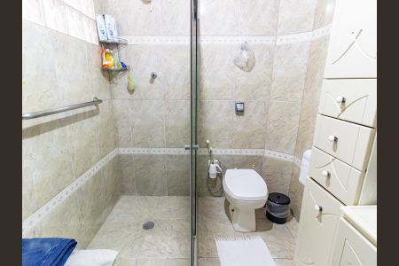 Casa à venda com 264m², 4 quartos e 2 vagasBanheiro da Suíte 2