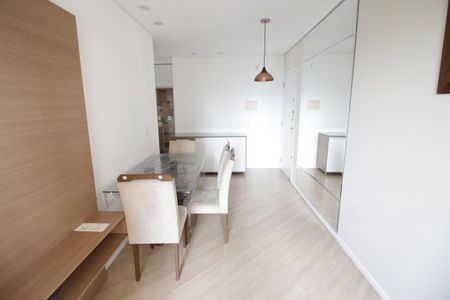 Sala de apartamento para alugar com 2 quartos, 48m² em Novo Osasco, Osasco