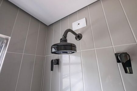 Apartamento para alugar com 120m², 3 quartos e 1 vaga Apartamento para alugar com 120m², 3 quartos e 1 vagaBanheiro da Suíte