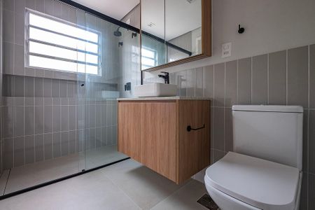 Apartamento para alugar com 120m², 3 quartos e 1 vaga Apartamento para alugar com 120m², 3 quartos e 1 vagaBanheiro da Suíte