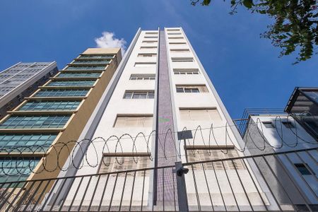 Apartamento para alugar com 120m², 3 quartos e 1 vaga Apartamento para alugar com 120m², 3 quartos e 1 vagaFachada