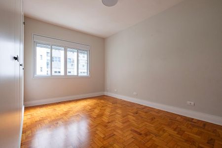Apartamento para alugar com 120m², 3 quartos e 1 vaga Apartamento para alugar com 120m², 3 quartos e 1 vagaQuarto 1