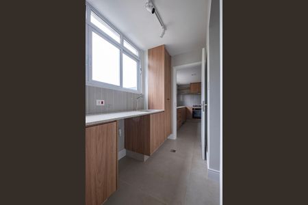 Apartamento para alugar com 120m², 3 quartos e 1 vaga Apartamento para alugar com 120m², 3 quartos e 1 vagaÁrea de Serviço