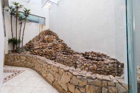 Casa à venda com 330m², 5 quartos e 3 vagasSala