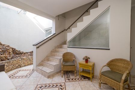 Casa à venda com 330m², 5 quartos e 3 vagasSala