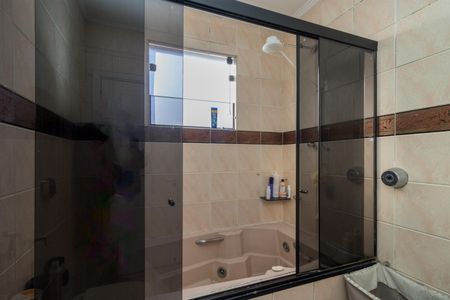 Casa à venda com 330m², 5 quartos e 3 vagasBanheiro Social