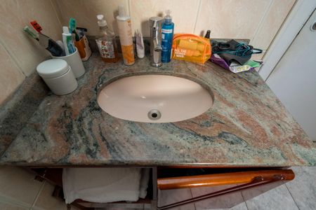 Casa à venda com 330m², 5 quartos e 3 vagasBanheiro Social