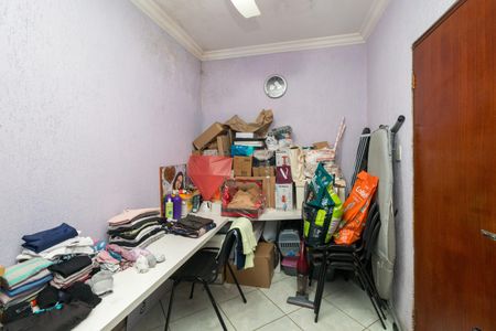 Casa à venda com 330m², 5 quartos e 3 vagasQuarto de Serviço