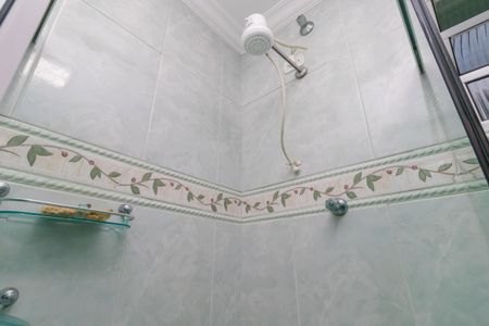 Casa à venda com 330m², 5 quartos e 3 vagasBanheiro de Serviço