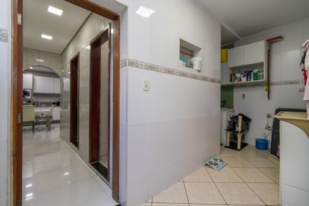 Casa à venda com 330m², 5 quartos e 3 vagasÁrea de Serviço