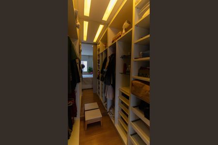 Apartamento à venda com 185m², 3 quartos e 1 vagaCloset da suíte 3