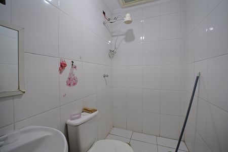 Apartamento à venda com 156m², 3 quartos e 4 vagasBanheiro da suíte 2