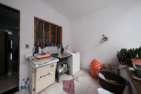 Casa à venda com 156m², 3 quartos e 4 vagasÁrea de Serviço