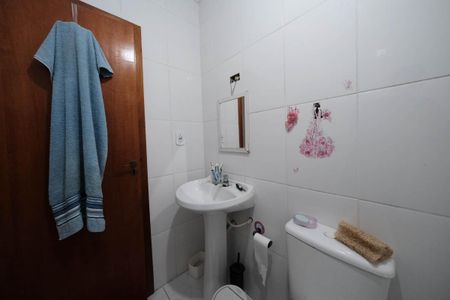 Casa à venda com 156m², 3 quartos e 4 vagasBanheiro da Suíte 1