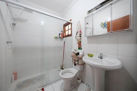 Casa à venda com 156m², 3 quartos e 4 vagasBanheiro da Suíte 2