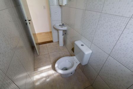 Banheiro de casa para alugar com 1 quarto, 42m² em Vila Rio Branco, São Paulo
