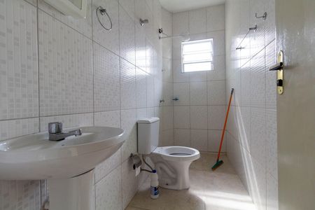 Banheiro de casa para alugar com 1 quarto, 42m² em Vila Rio Branco, São Paulo