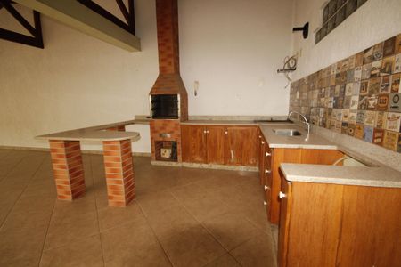 Casa à venda com 347m², 5 quartos e 8 vagasÁrea Externa