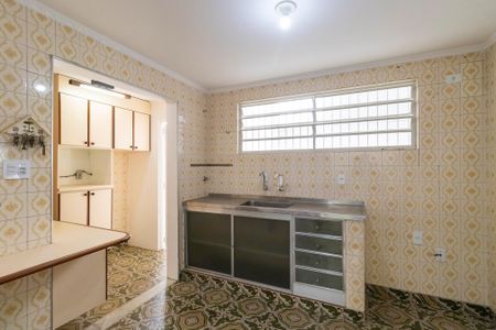 Casa à venda com 260m², 3 quartos e 4 vagas Casa à venda com 260m², 3 quartos e 4 vagasCozinha