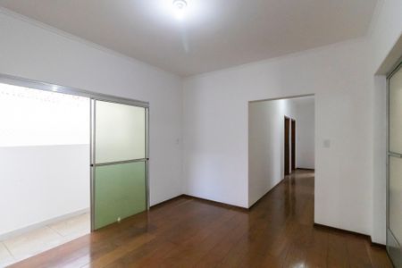 Casa à venda com 260m², 3 quartos e 4 vagas Casa à venda com 260m², 3 quartos e 4 vagasSala de jantar