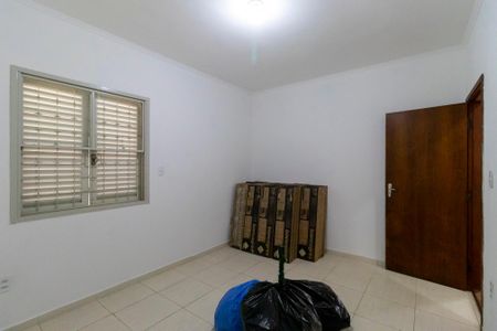 Casa à venda com 260m², 3 quartos e 4 vagas Casa à venda com 260m², 3 quartos e 4 vagasQuarto 3