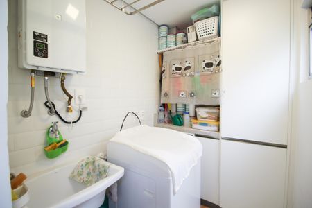 Apartamento à venda com 72m², 2 quartos e 1 vaga Apartamento à venda com 72m², 2 quartos e 1 vagaÁrea de Serviço